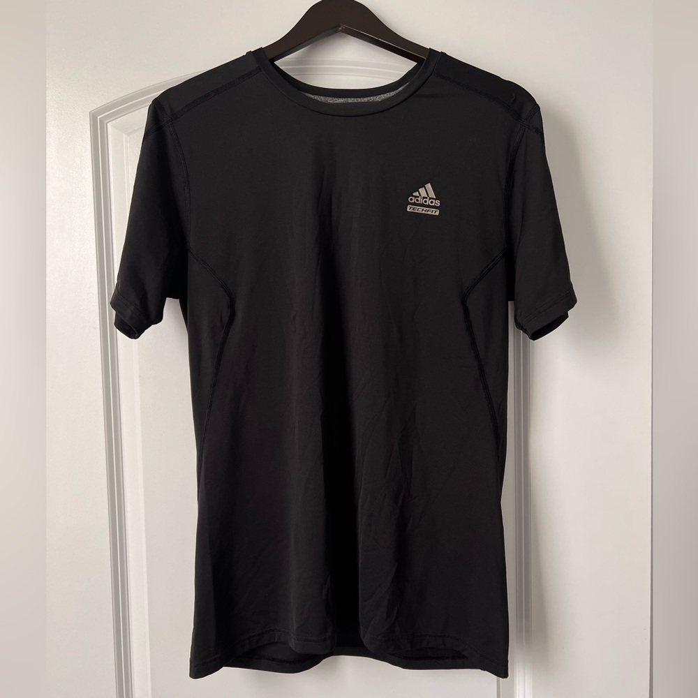 Adidas TechFit ClimaLite Black Gym Workout Shirt Medium